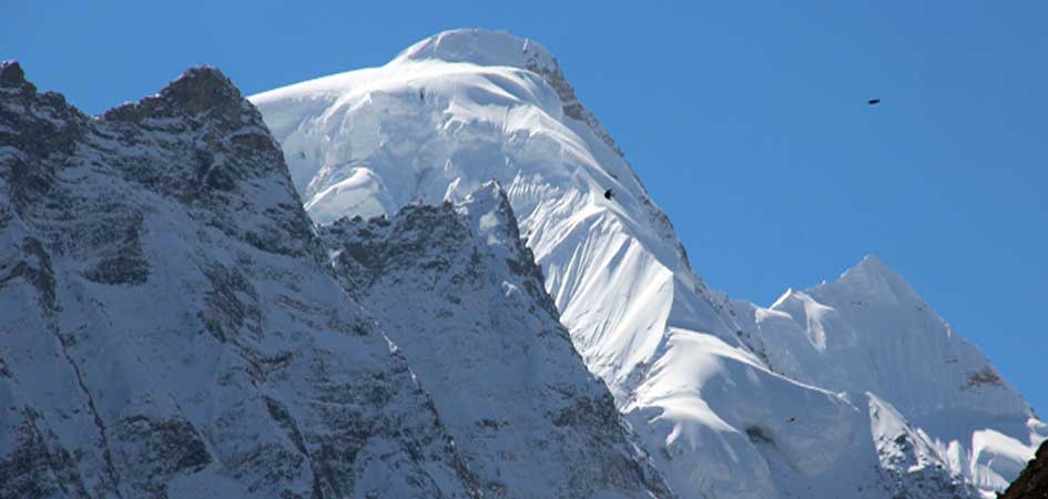 Larkya Peak Climbing
